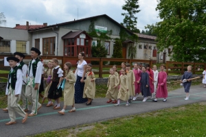 Młode Juhasy na VII Międzynarodowym Dziecięcym Festiwalu w Oravskiej Lesnej - zdjęcie60
