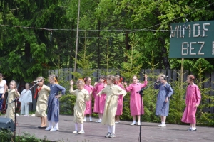 Młode Juhasy na VII Międzynarodowym Dziecięcym Festiwalu w Oravskiej Lesnej - zdjęcie37