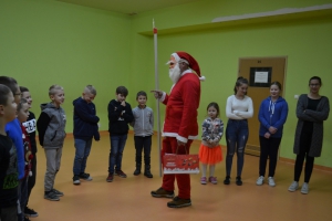 Święty Mikołaj z wizytą u „Młodych Juhasów”. - zdjęcie17