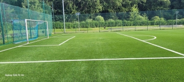 Modernizacja boiska piłkarskiego na kompleksie sportowym Orlik w Ujsołach