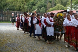 Pełne wozy Gospodarze, czyli Dożynki w Ujsołach - zdjęcie24