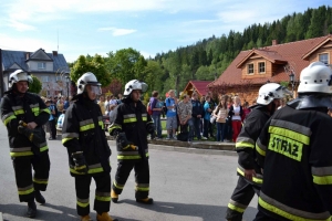 Ćwiczenia strażackie w Gimnazjum w Ujsołach - zdjęcie17