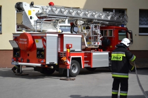 Ćwiczenia strażackie w Gimnazjum w Ujsołach - zdjęcie26