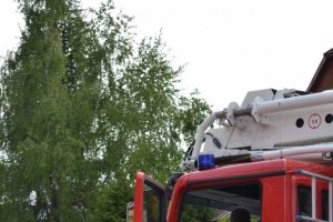 Ćwiczenia strażackie w Gimnazjum w Ujsołach - zdjęcie28