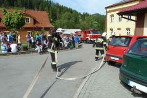 Ćwiczenia strażackie w Gimnazjum w Ujsołach - zdjęcie3