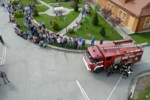 Ćwiczenia strażackie w Gimnazjum w Ujsołach - zdjęcie50