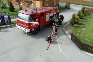 Ćwiczenia strażackie w Gimnazjum w Ujsołach - zdjęcie54